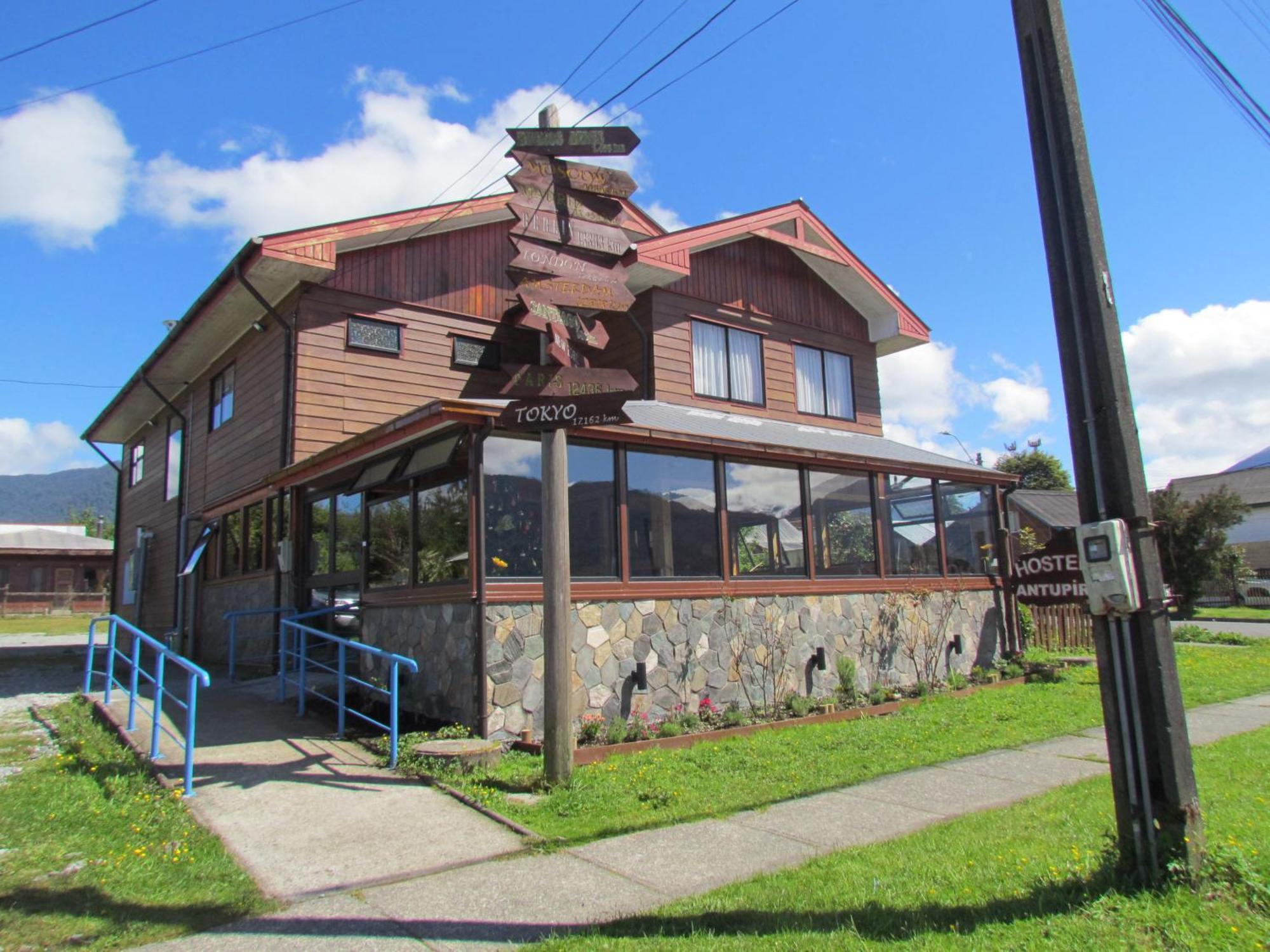 Hosteria Antupiren Hornopiren Buitenkant foto