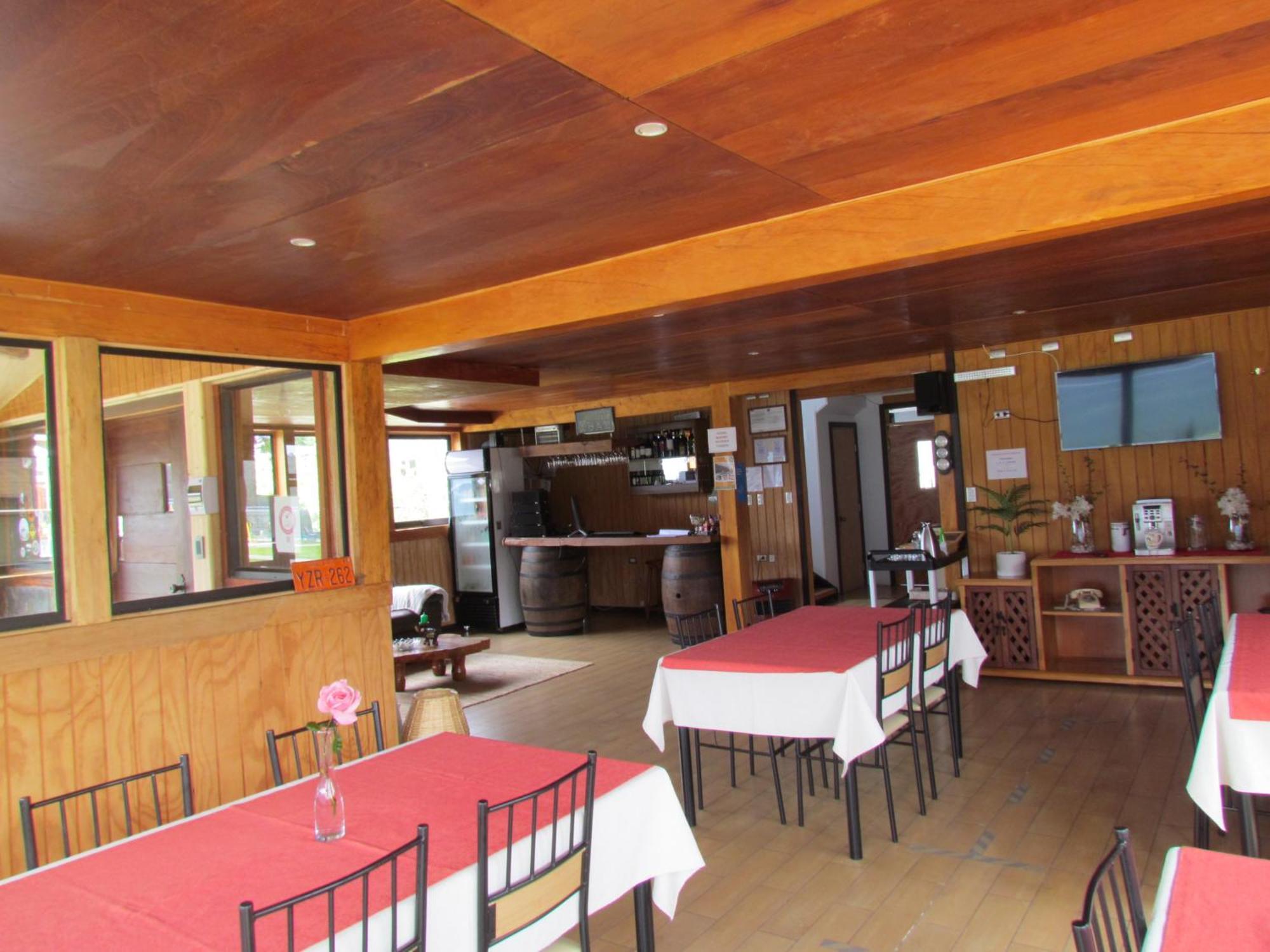 Hosteria Antupiren Hornopiren Buitenkant foto