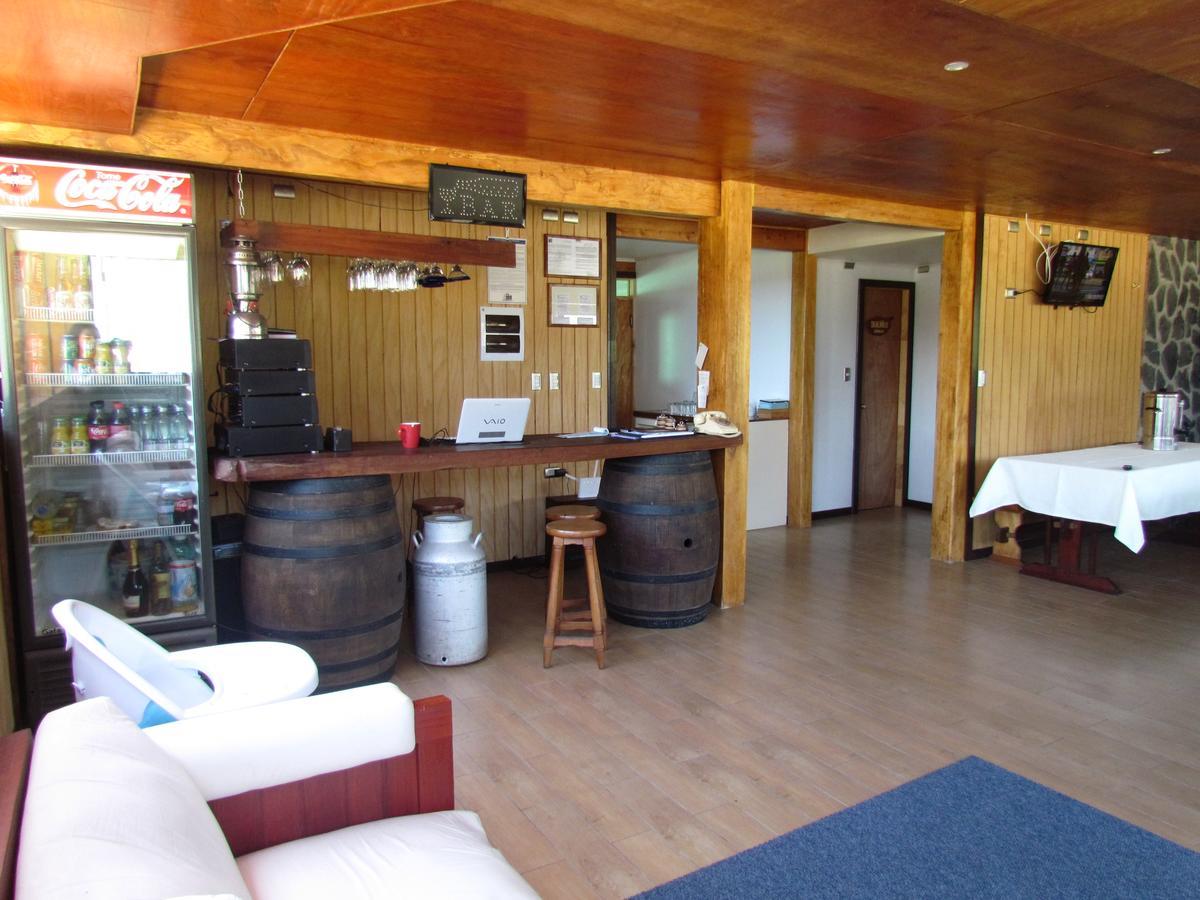 Hosteria Antupiren Hornopiren Buitenkant foto