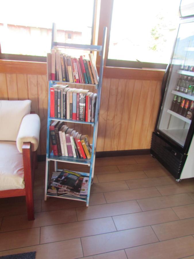 Hosteria Antupiren Hornopiren Buitenkant foto